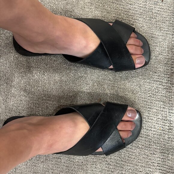 Seychelles | Total Relaxation Sandals - Picture 3 of 6